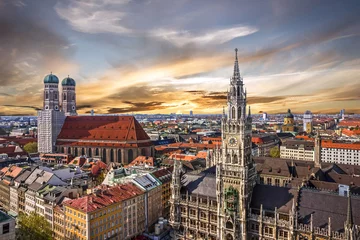 Panoramische Architektur München-Sonnenuntergangs, Bayern, Deutschland. © Travel Faery