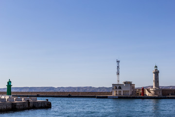 Fototapeta na wymiar Grand port maritime de Marseille Fos