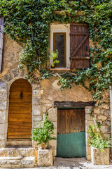 Dans les rues de Saint-Maximin