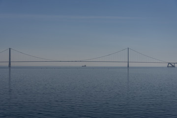 Мост через пролив Большой Бельт