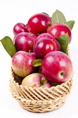Körbchen mit Äpfeln