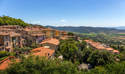 Fototapeta na wymiar Cortona tuscan town