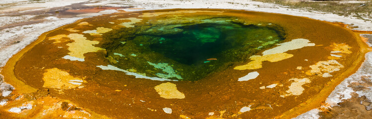 Fototapeta na wymiar Panorama of Beauty Pool at Upper Geyser Basin