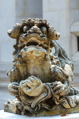 Fototapeta na wymiar stone sculpture of a dragon