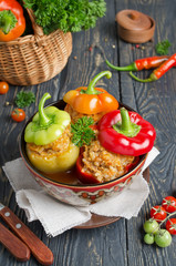 Peppers stuffed with rice and meat