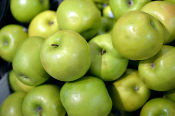Green apples
