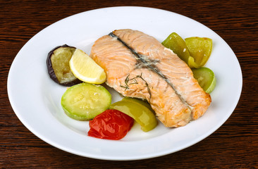 Salmon with grilled vegetables