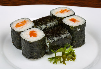 Salmon roll