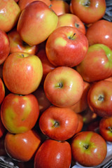 Red apples