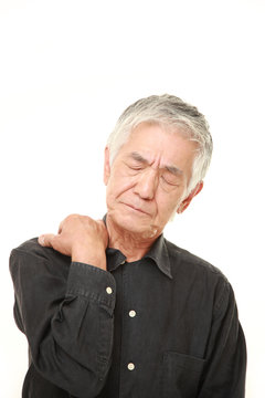  senior Japanese man suffers from neck ache