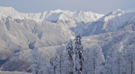 Зимний горнолыжный курорт Эстон-Садок (Сочи, Россия).