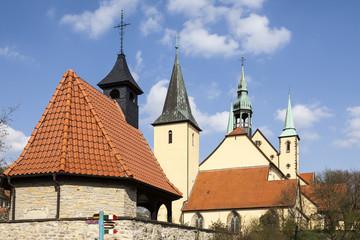 Fototapeta premium Wallfahrtskirche in Rulle, Osnabrücker Land, Niedersachsen, Ulrichskirche von 1180