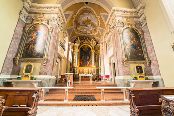 Fototapeta na wymiar Dom Sankt Jakob, Cathedral of Innsbruck, Austria 