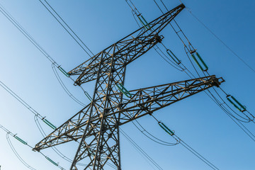 Pylône électrique