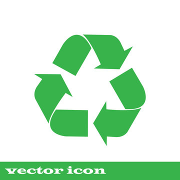 vector recycle symbol. recycle vector icon.  green icon