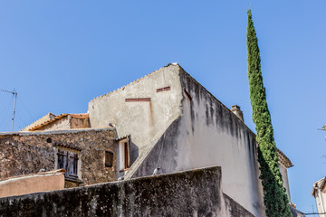 Obraz premium Dans les rues de Saint-Maximin