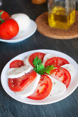 Salad mozzarella