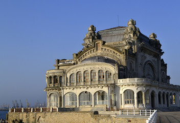 The decay of Art Nouveau