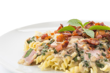 penne pasta with cream sauce