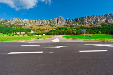 Fototapeta premium Crossroads