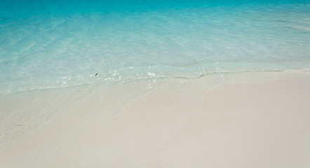 Fototapeta na wymiar sea on the sand beach