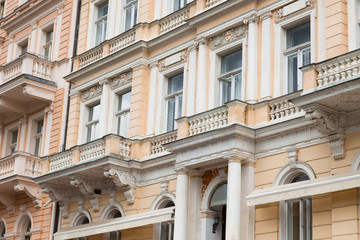 Fototapeta na wymiar mansion - herrschaftlicher Wohnsitz, Karlsbad, Karlovy Vary