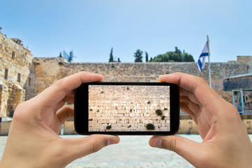 taking photo in western wall of jerusalem