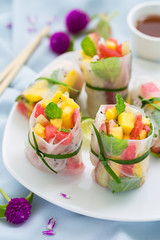 Rouleaux de printemps aux fruits