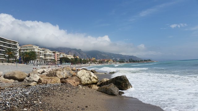Plage de Menton