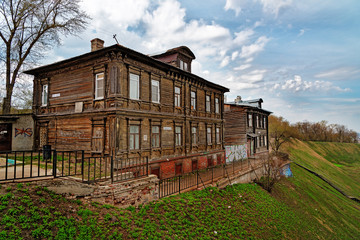 Fototapeta na wymiar View of old wood house in Nizhny Novgorod