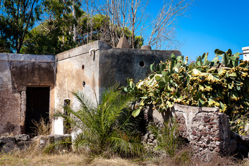 Verfallenes Haus auf Stromboli