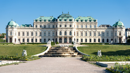 Schloss Belvedere in Wien - obrazy, fototapety, plakaty