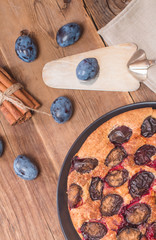 Plum cake with cinnamon