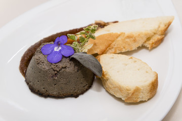 goose pâté with fig dressing and baguette