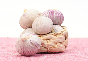 Small basket with garlic 