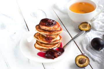 pancakes with plum jam