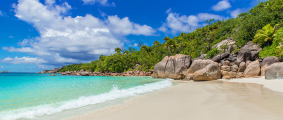 Anse Lazio - Paradise beach in Seychelles, island Praslin - obrazy, fototapety, plakaty