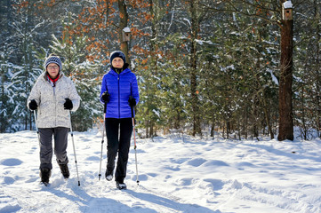 Fototapeta na wymiar Nordic walking