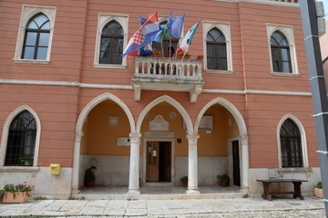Fototapeta na wymiar Rathaus in Bale, Istrien, Kroatien