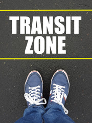 Male sneakers with transit zone