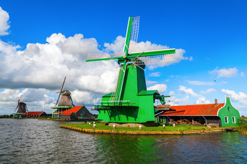 historische Windmühle in Zaanse Schans, Niederlande