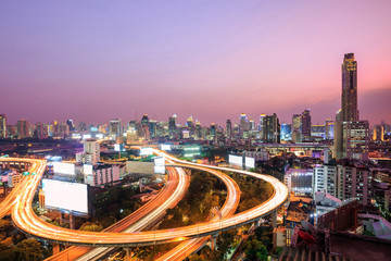 Fototapeta na wymiar Bangkok city day view with main traffic