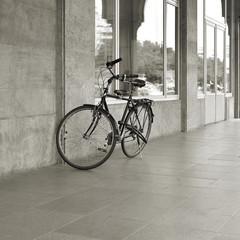 Fototapeta na wymiar Fahrrad in der Innenstadt von Berlin