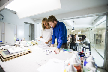 Obraz premium Young people in the office