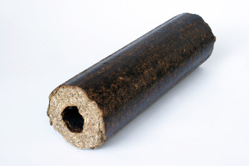 Biomass compressed briquettes optimized for multi fuel stoves