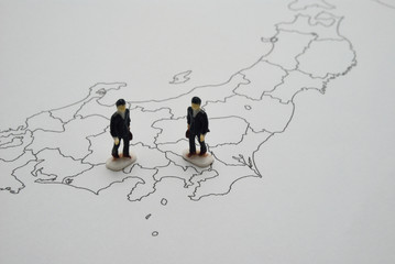 白地図とビジネスマン