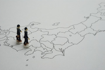 白地図とビジネスマン