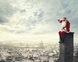 Santa Claus is coming to town! © olly