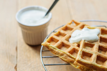 Zuccini hash brown waffles with sour cream