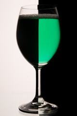 Бокал с напитком